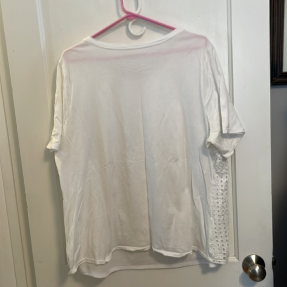 Ava & Viv white tee with lace overlay - Picture 5 of 5